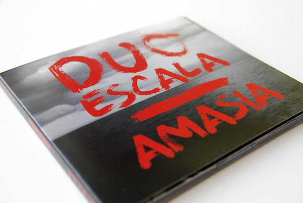 Duo Escala - Amasia